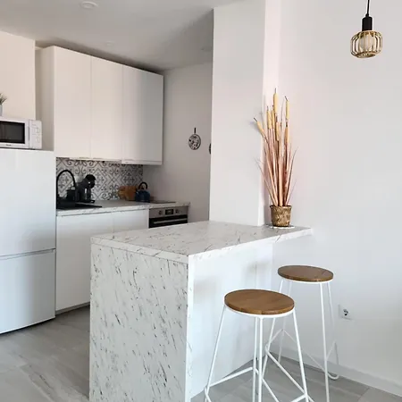 Piekny Apartament Centrum 2 Sypialnie Z Basenem Torrevieja Exterior photo